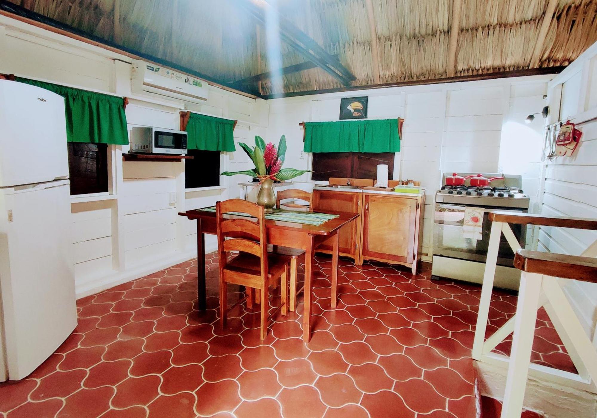 Maya Mountain Lodge Сан-Игнасио Экстерьер фото