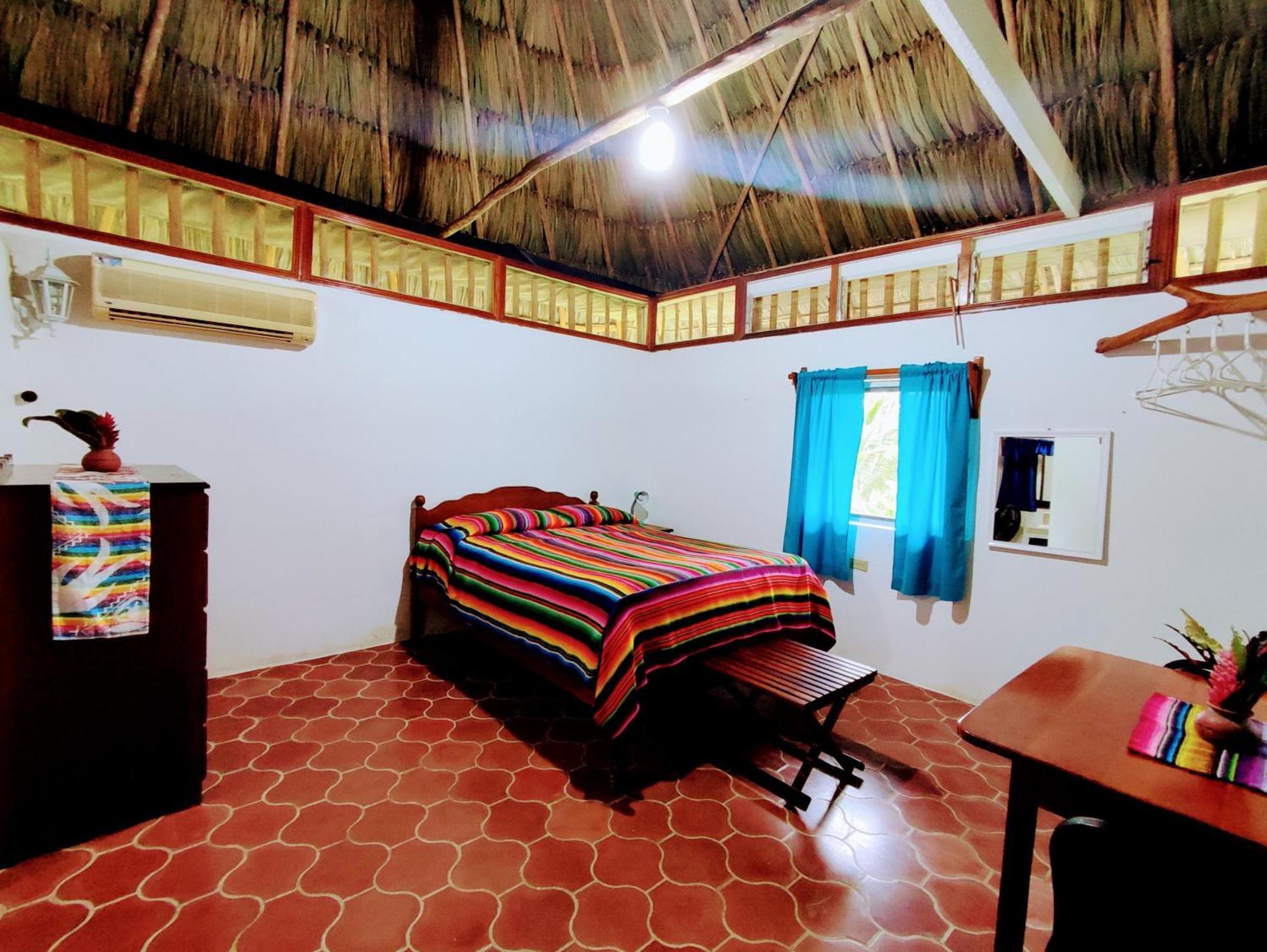 Maya Mountain Lodge Сан-Игнасио Экстерьер фото